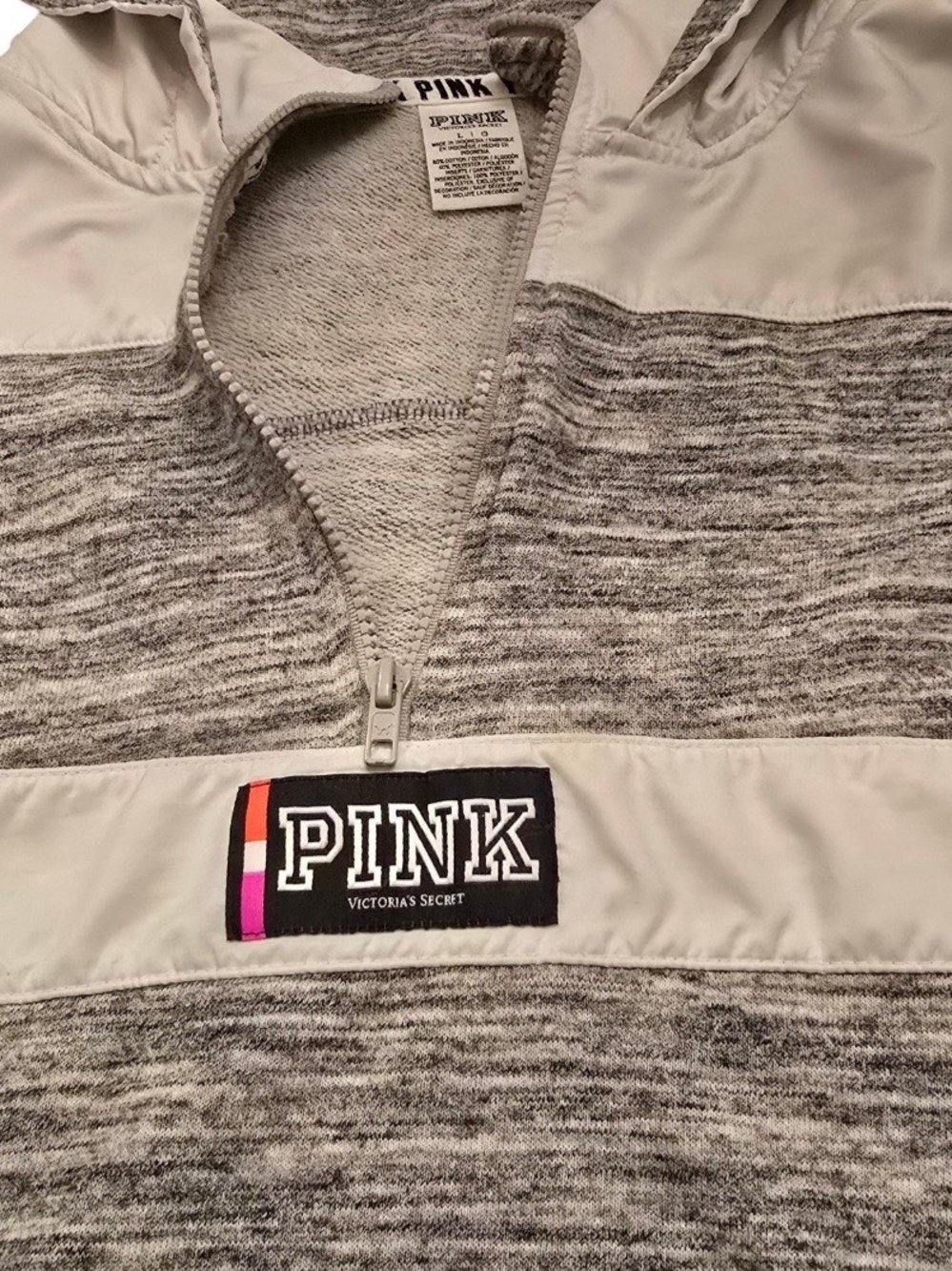 Victoria’s Secret PINK Hoodie Quarter Zip Gray White Logo Pullover Size L